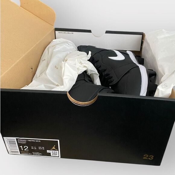 Nike Air Jordan 1 Retro MCS Black Baseball Cleats Mens size 12 AV5354-011 New - Picture 11 of 12